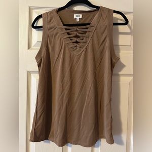 Sleeveless top with Kris Kross front